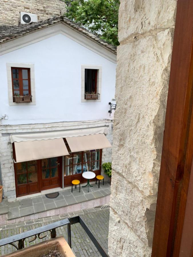 Guest House And Hostel Val-Mar Gjirokastër Exterior foto